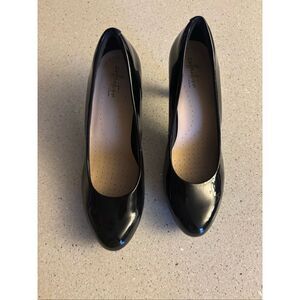 Clarks comfort heels